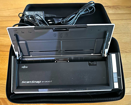 Fujitsu scansnap s1300i - fujitsu,